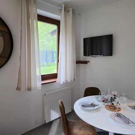 Hosner Apartman *